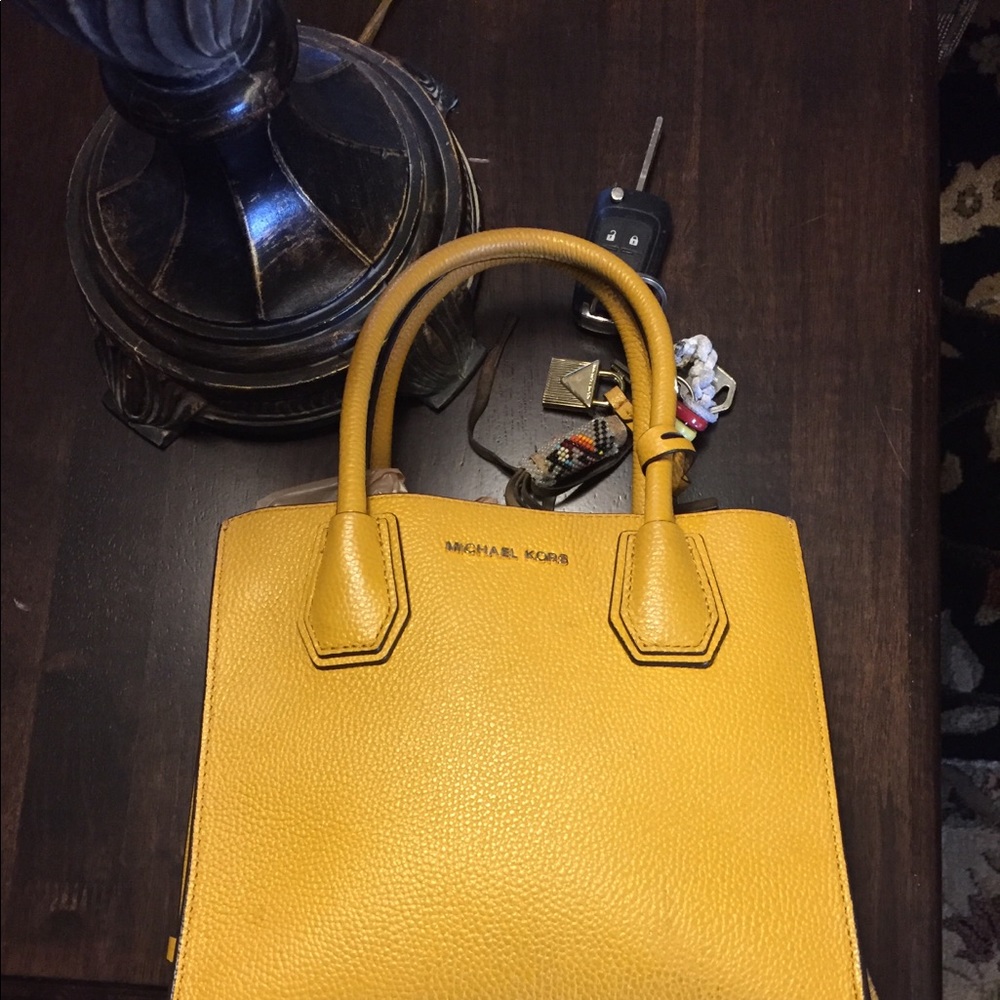Michael Kors purse